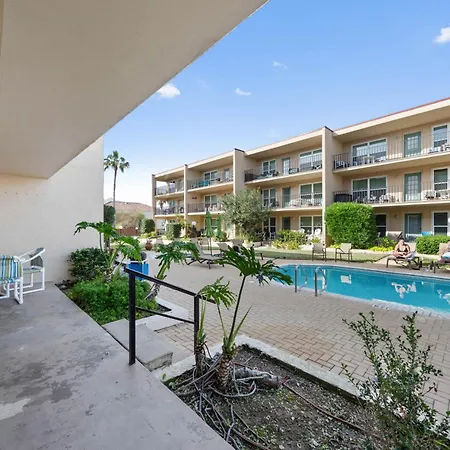 Ground Floor Beach Side 2 Min Walk To The Beach